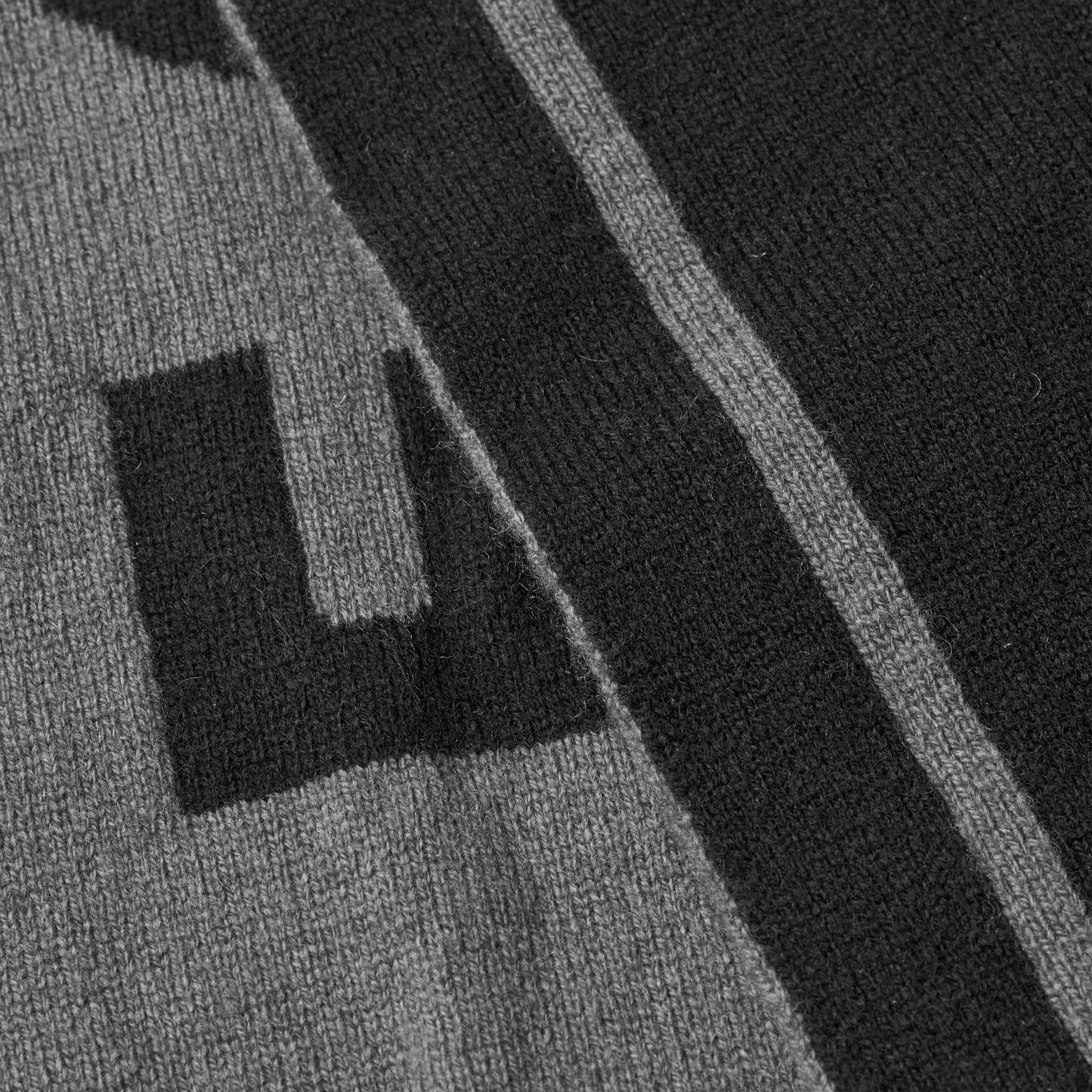 EQ KL Agne Strickschal